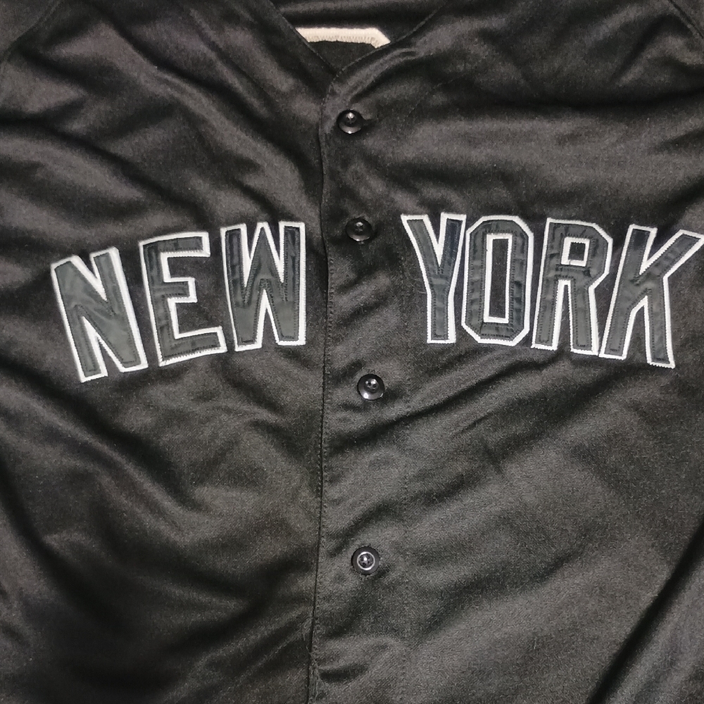 Black Athletic Shorts With Patch - image 7